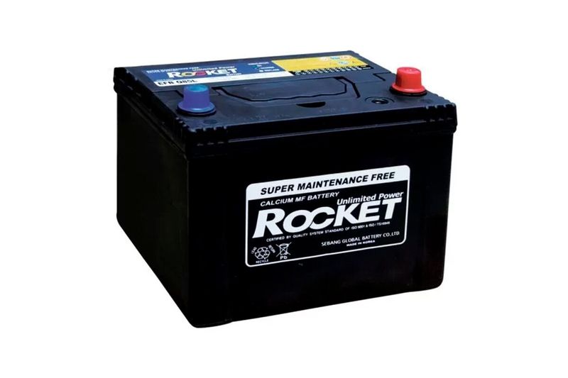 Batería NX100-S6S-SMF 45 amp 12 voltios 430 CCA Rocket, vista diagonal frontal con bornes azul y rojo