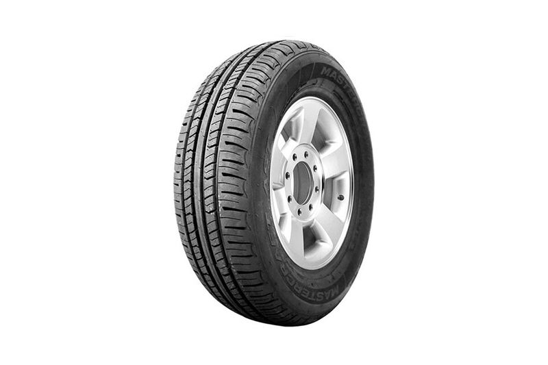 Llanta AST BW rin 14 Mastercraft 175/70 pasajero 84T, vista frontal montada sobre un rin plateado