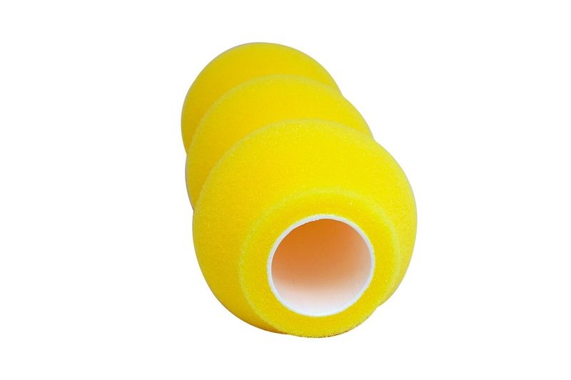Felpa ondulada para rodillo de 9 pulgadas Nova, vista frontal del extremo del cilindro de espuma amarilla