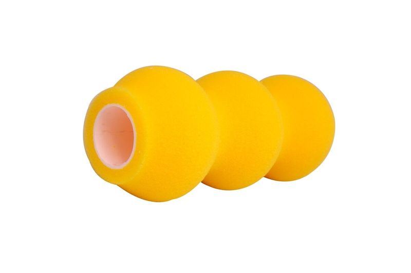 Felpa ondulada para rodillo de 9 pulgadas Nova, vista lateral del rodillo de espuma color amarillo con núcleo blanco