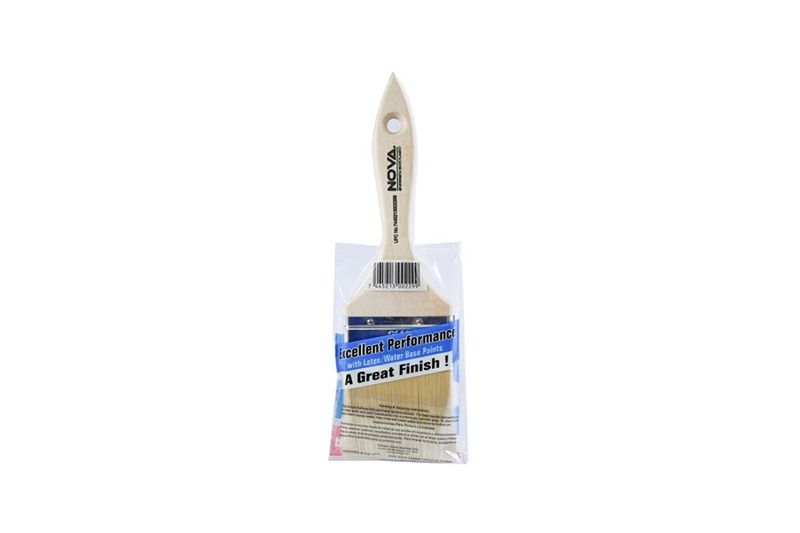 Brocha sintética para pintura de agua Basic Nova blanca de 2 1/2 pulgadas intermedia, empaque plástico con texto azul