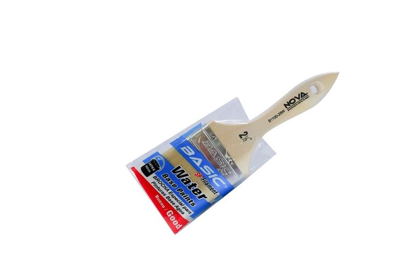 Brocha sintética para pintura de agua Basic Nova blanca de 2-1/2 pulgadas intermedia, empaque plástico con etiqueta azul