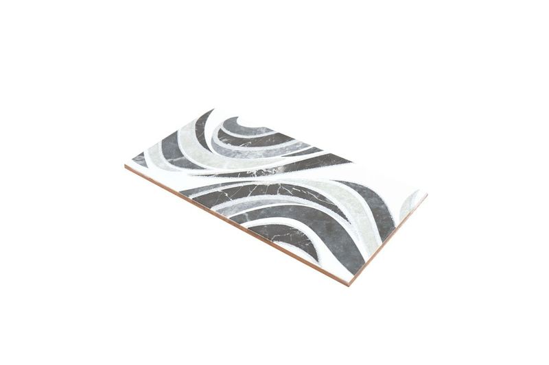 Cenefa decorativa 15x30 Nova blanco negro baño Estudio Cerámico, vista en perspectiva con diseño de ondas orgánicas