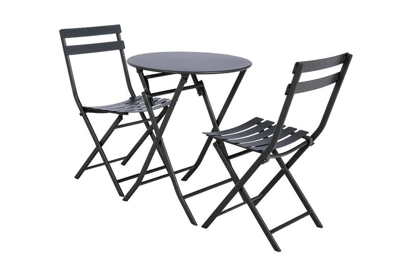 Set mueble Greensboro folding redondo gris de 3 piezas Hespéride, vista en ángulo de la mesa y dos sillas plegables