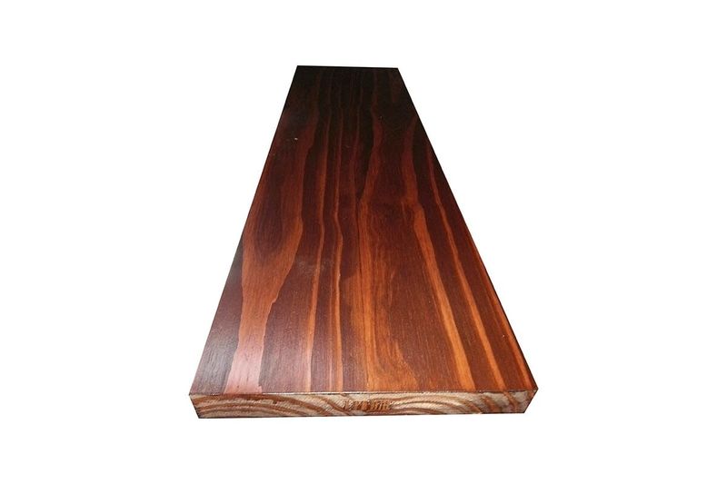 Tabla de cedro 1 pulgada x 24 pulgadas x 2.51 metros Sinsa, vista frontal en perspectiva resaltando la veta de la madera