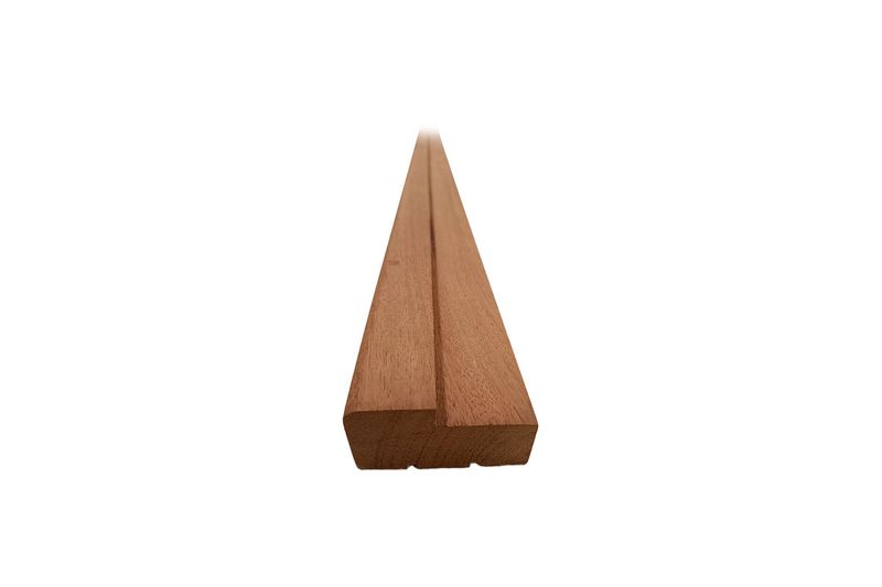 Marco Santa María Finger Joint de espesor 40 x 80 cm, perspectiva frontal que muestra la veta de la madera y el perfil