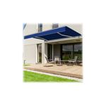 Kit cobertor y cenefa para toldo retráctil 2.90 x 2 m color azul Holztek, instalado sobre una terraza con muebles de jardín