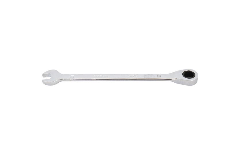 Llave combinada de ratchet Stanley de 8 mm, vista frontal completa sobre fondo blanco