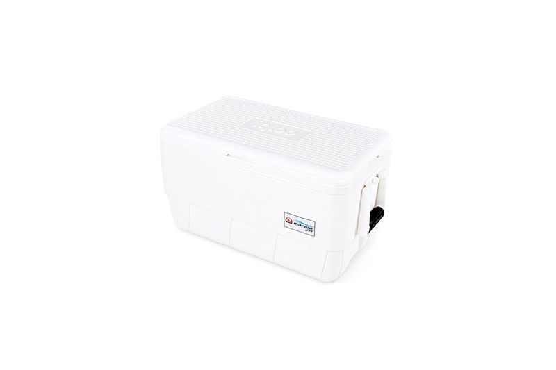 Hielera 36 qt blanco Marine Ultra Igloo, vista en perspectiva desde arriba resaltando la tapa texturizada