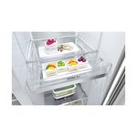 Refrigerador Inverter Instaview Door in Door 812 L Craft Ice LG, detalle interno del cajón Utility Box con postres