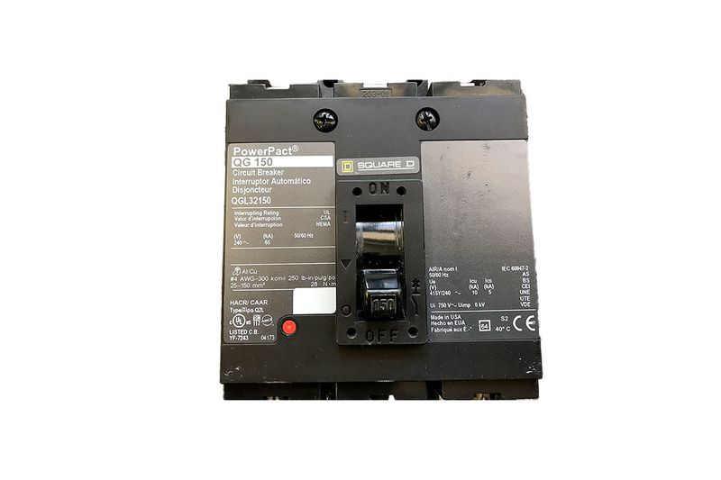 Main breaker 3P QGL 150 amp 65 kA Square D, vista frontal detallada de la etiqueta técnica y palanca de encendido