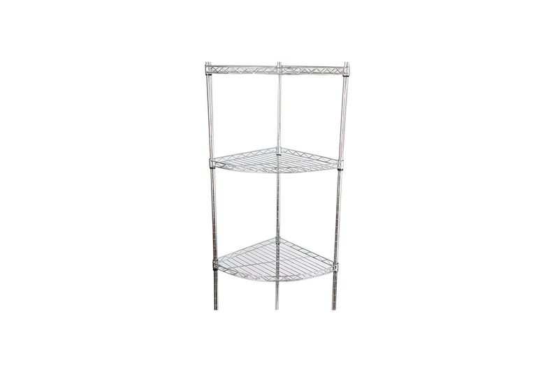 Estante esquinero 5 niveles cromado 30x30x150 cm Hoggan, vista frontal del armazón metálico con tres bandejas ensambladas