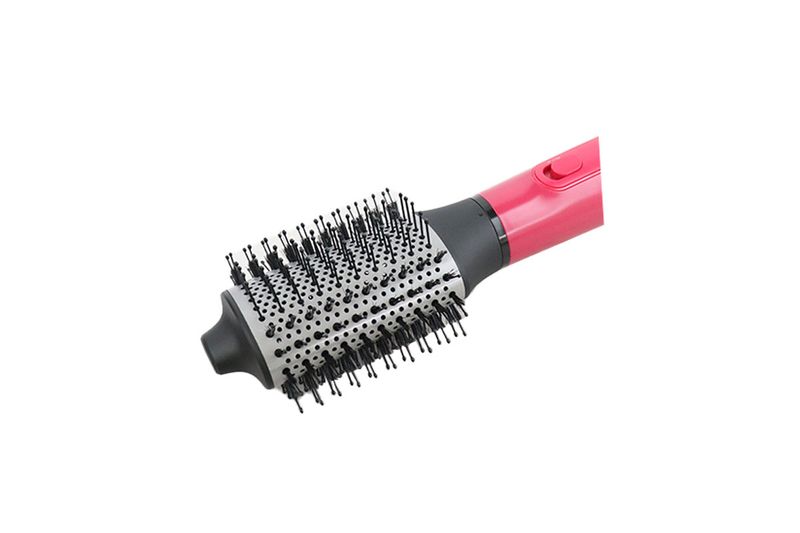Cepillo emisor de aire 110 volt fucsia Remington, vista lateral del cabezal con cerdas negras y cuerpo perforado