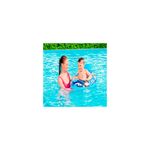 Flotador Baby Watercraft 24 meses-10 años Bestway, niño usándolo en una piscina junto a una mujer