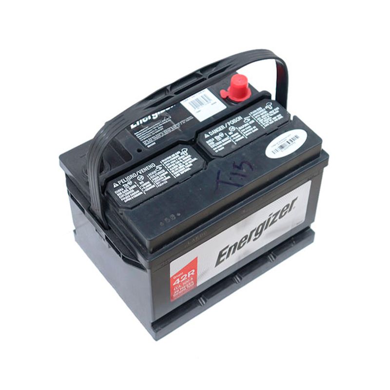 Batería Energizer EN-42R-500, CCA 500 AMP, vista superior en ángulo que muestra la terminal positiva roja y el asa negra