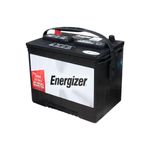 Batería Energizer EN-24R-530, CCA 530 amp, vista lateral con etiqueta blanca y roja sobre fondo blanco