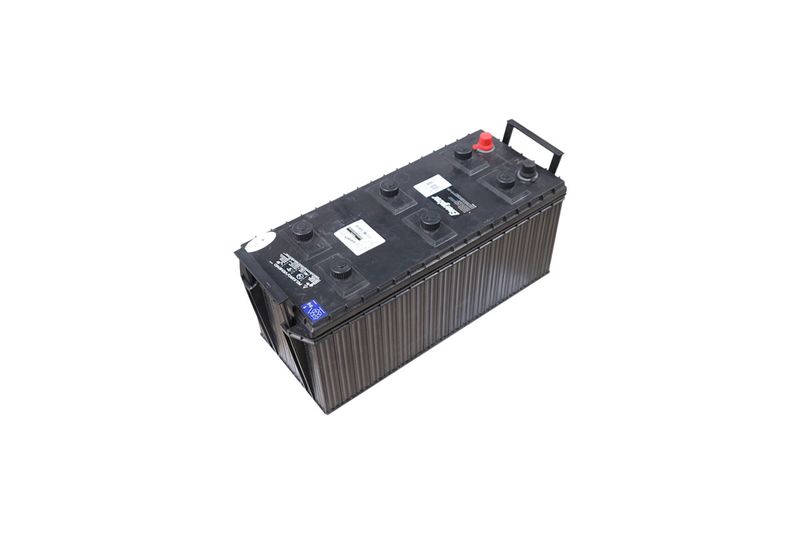 Batería Energizer EN-4D-1000, CCA 1000 amp, vista lateral superior destacando la carcasa negra y el terminal positivo rojo