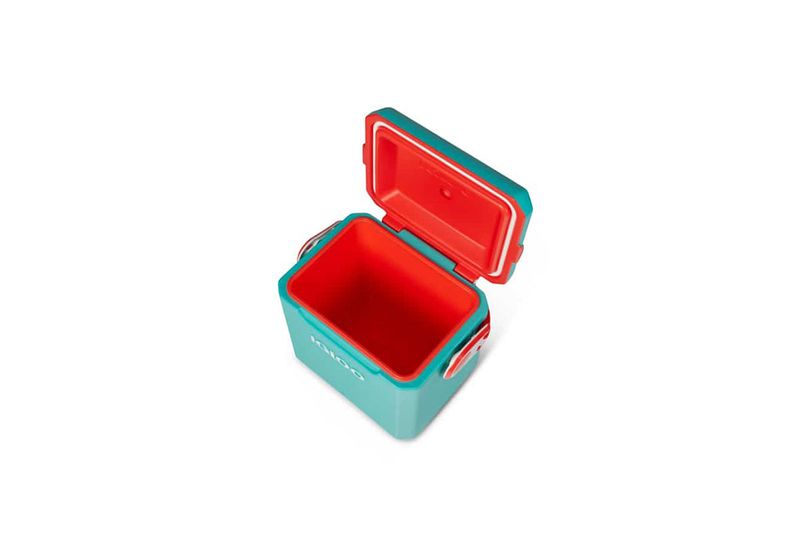 Hielera 11 qt rojo Tag Along con correa Igloo, vista desde arriba con la tapa abierta mostrando el interior rojo