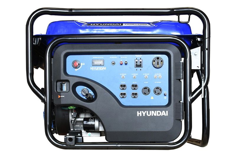 Generador a gasolina Hyundai de 11500 W, 22 HP y 110/220 V, primer plano del panel de control con tomas de corriente