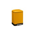 Basurero de pedal 6 l metálico amarillo 5five, vista frontal en ángulo con base y pedal negro