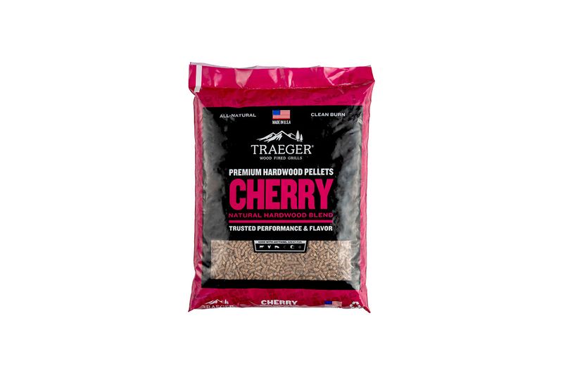 Pellets de madera cherry 20 lb Traeger, bolsa cerrada de color negro y magenta con ventana transparente inferior