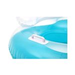 Flotador doble anillo 1.88 m x 1.17 m Bestway, primer plano del asa de agarre blanca sobre el material azul