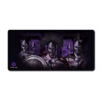 Alfombrilla de mouse XXL gaming Primus, vista superior con ilustración de guerreros espartanos en tonos púrpura y negro