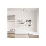 Luminaria spot pared/techo níquel satinado 3L E27 60W General Lighting, instalada en el techo de un baño moderno blanco