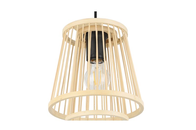 Luminaria colgante Hykeham 3L E27 Eglo, primer plano del interior con una bombilla LED visible y estructura de madera