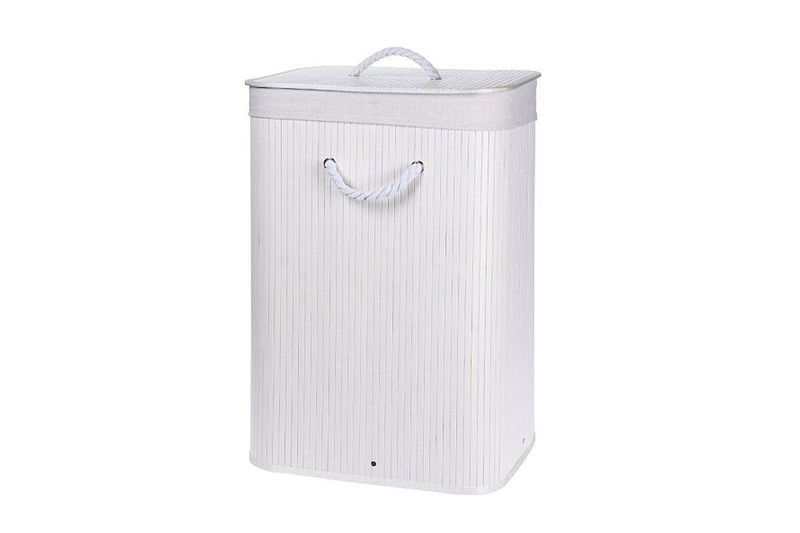 Cesta para ropa plegable blanca Koopman, vista frontal completa con tapa y asas de cuerda blanca