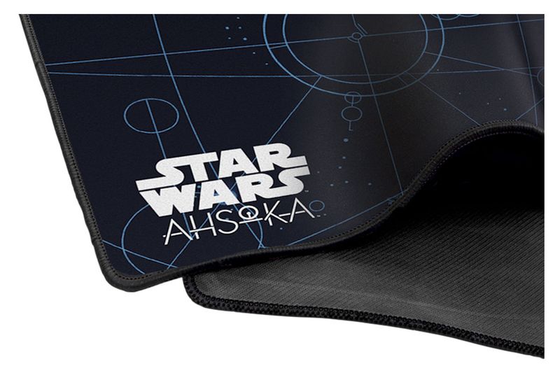 Alfombrilla de mouse XXL Ahsoka Tano Gaming Primus, primer plano del logo de Star Wars y la base antideslizante