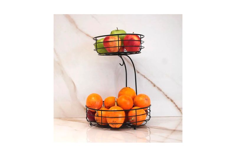 Canasta para frutas 28x28x39 cm 2 niveles Concepts, vista lateral con manzanas verdes y rojas arriba y naranjas abajo