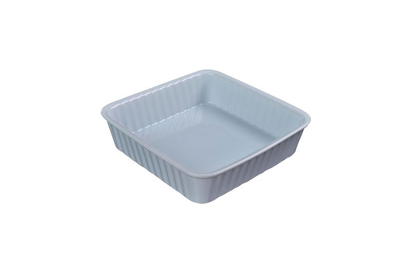 Bandeja cerámica cuadrada para hornear 18 x 5 cm blanca Concepts, vista aérea diagonal del interior y bordes estriados