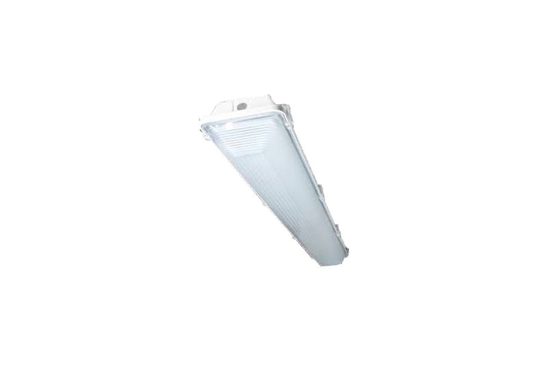 Luminaria WP LED 96 pulgadas 17000 lm 127 W 5000 K IP67 Ilukon Ledvance, vista diagonal del equipo en color blanco