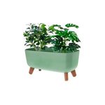 Macetera plástica 39 x 19.5 x 22 cm colores varios ProGarden, color verde con patas de madera y plantas decorativas