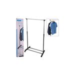 Perchero con ruedas regulable 84 x 42 x 165 cm Koopman, estructura negra junto a su caja y recuadro con ropa colgada
