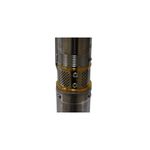 Bomba sumergible para agua limpia 110 V 3/4 HP Hyundai, acercamiento al filtro perforado metálico y tornillos de sujeción