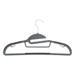 Juego de perchas plásticas 8 piezas Bimat 5five Simply Smart, vista frontal de una percha gris con gancho metálico