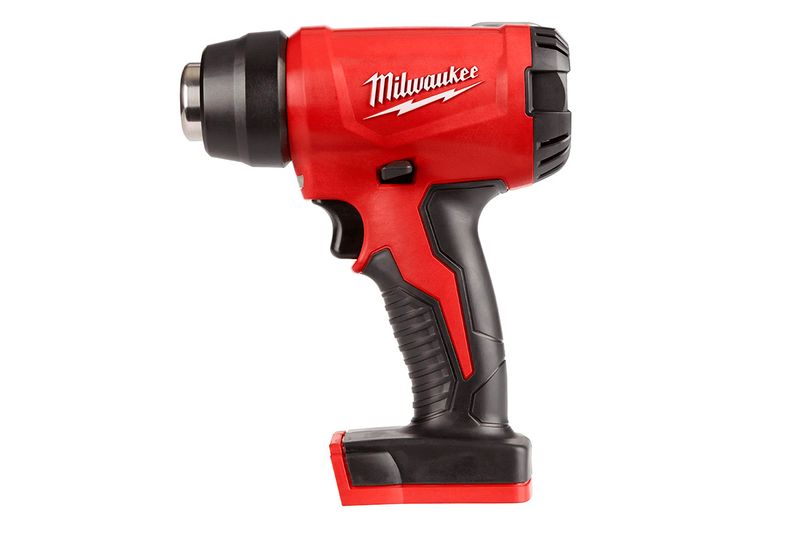 Pistola de calor inalámbrica M18 sin batería Milwaukee, vista lateral de la herramienta en color rojo y negro