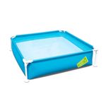 Piscina My First Frame Pool 1.22 x 1.22 m x 30.5 cm Bestway, vista diagonal de la piscina नीला iluminada y armada