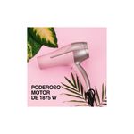 Secadora de cabello Coconut Smooth Remington, dispositivo en color rosado con texto sobre motor de 1875 W y hojas verdes