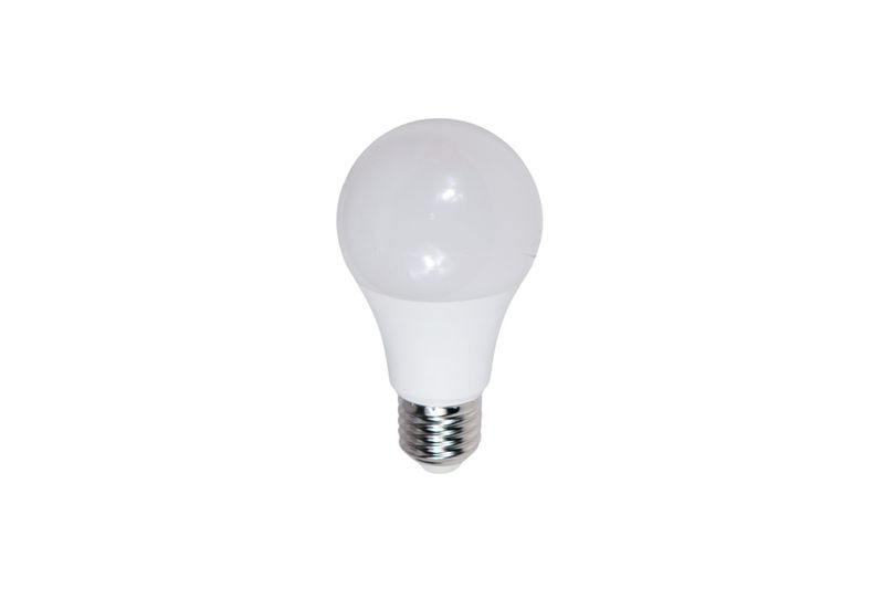 Kit 3 piezas bombillo smart A19 RGB WiFi Tecnolite, primer plano de un bombillo blanco con base metálica