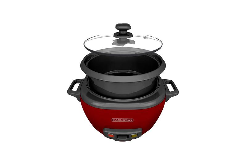 Arrocera de 14 tazas roja Black+Decker, vista frontal con tapa de vidrio abierta y recipiente interno expuesto