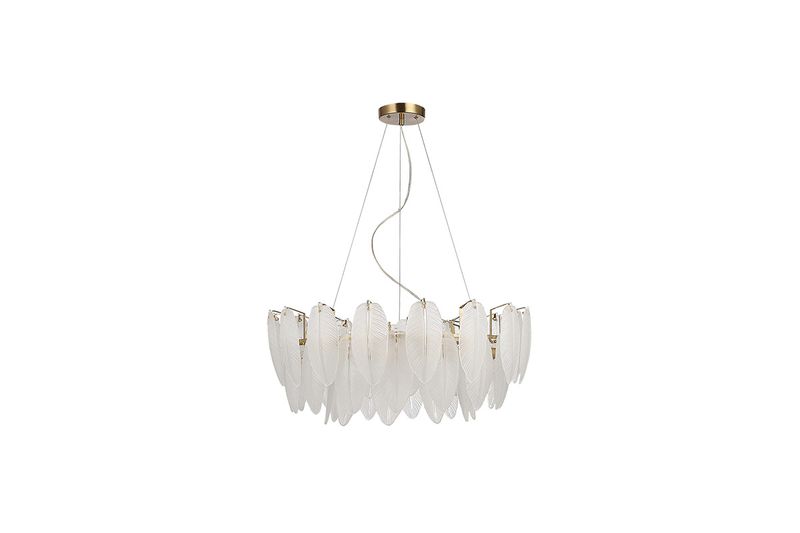 Luminaria colgante cristal Naia 8L E14 Blumenau, vista frontal con cristales en forma de hojas y estructura dorada