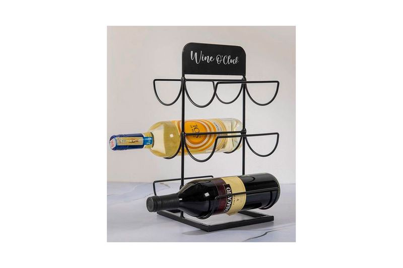 Portabotella 18 x 16 x 35 cm Concepts, estructura negra con dos botellas colocadas y letrero Wine O'Clock arriba