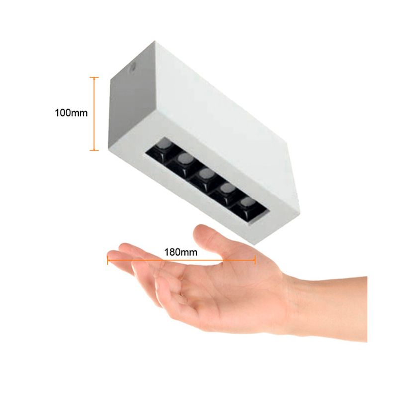 Luminaria de sobreponer LED Alnita I 8 W 3000K blanco/negro Tecnolite, gráfico con medidas de 180 mm y 100 mm sobre una mano