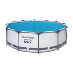 Cobertor para piscina 3.66 m Bestway, colocado sobre una piscina Steel Pro MAX blanca con el cobertor azul extendido