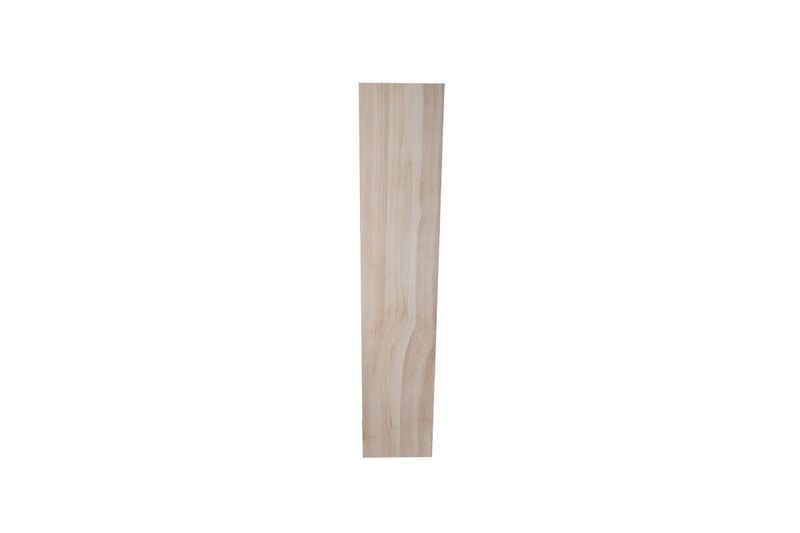 Porcelanato 23 x 120 Bengala camel inout mate madera Stn Cerámica, pieza única vista frontal sobre fondo blanco
