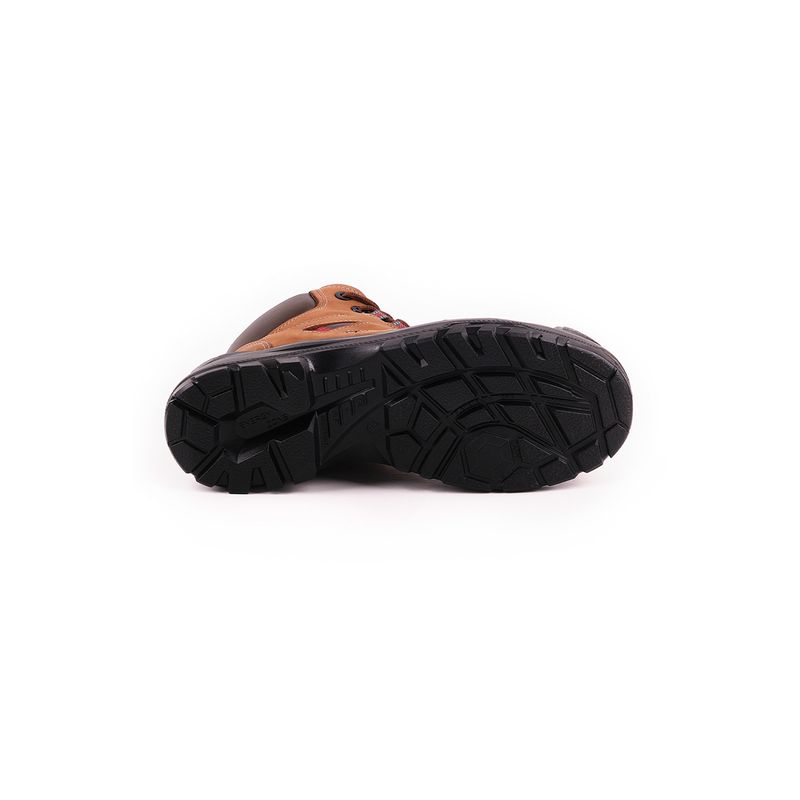 Bota seguridad dieléctrica café Rhino mod 66215 #37, vista de la suela negra con relieve antideslizante