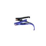 Cable pasa corriente para auto 500 amp amarillo y negro Goodyear, primer plano de las pinzas con mango azul y negro
